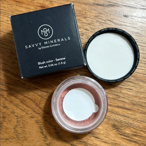Savvy Minerals by Young Living Blush Powder Serene NEW - Picture 3 of 5